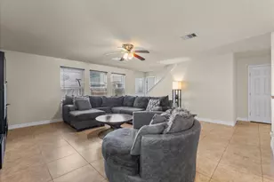 11727 Downey Violet Ln, Houston, TX 77044 - Photo 5