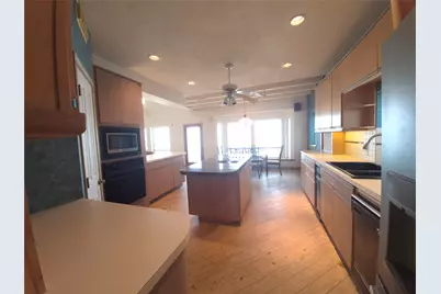 1823 Port O Call Street, Tiki Island, TX 77554 - Photo 15