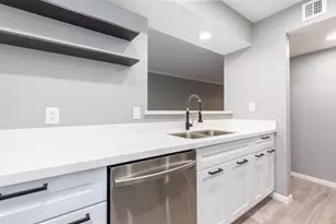 14600 Fonmeadow Dr, Houston, TX 77035 - Photo 9