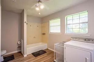 313 Camellia Ave, Orange, TX 77630 - Photo 23