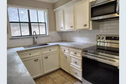 2823 Whitman Drive, Montgomery, TX 77356 - Photo 11