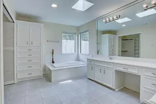 13819 Starhill Ct, Houston, TX 77077 - Photo 17