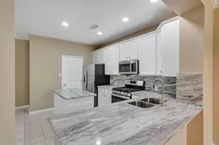 126 Wintergreen, The Woodlands, TX 77382 - Photo 9