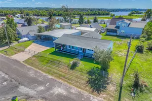 332 S Oak Lee Dr S, Onalaska, TX 77360 - Photo 41