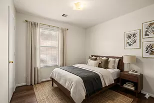 5247 Panay Park Dr, Houston, TX 77048 - Photo 5