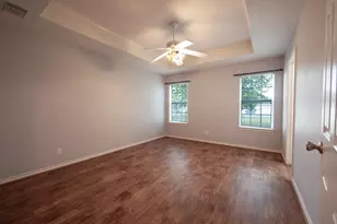 125 Golfview Dr, Conroe, TX 77356 - Photo 13