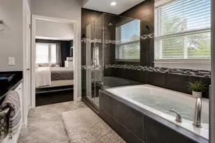 313 Marina Oaks Ct, League City, TX 77565 - Photo 9