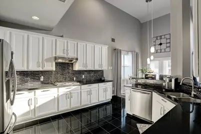 313 Marina Oaks Court, League City, TX 77565 - Photo 9