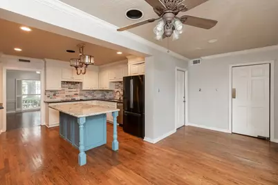 2465 Gladys Street, Beaumont, TX 77702 - Photo 15
