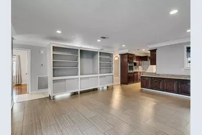 1630 Hollow Hook Road, Houston, TX 77080 - Photo 11