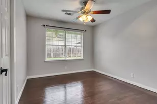 1630 Hollow Hook Rd, Houston, TX 77080 - Photo 17