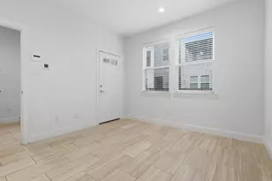 2709 Clinton Dr, Houston, TX 77020 - Photo 5
