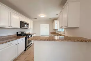 6831 Stratford Park Dr, Houston, TX 77084 - Photo 13