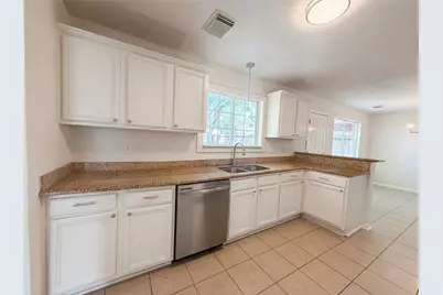6831 Stratford Park Drive, Houston, TX 77084 - Photo 11