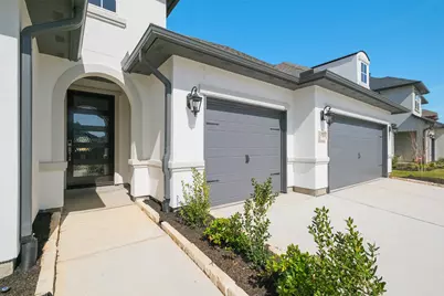 9719 Hunters Run Drive, Missouri City, TX 77459 - Photo 3
