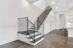 620 E 26th St, Houston, TX 77008 - Photo 9