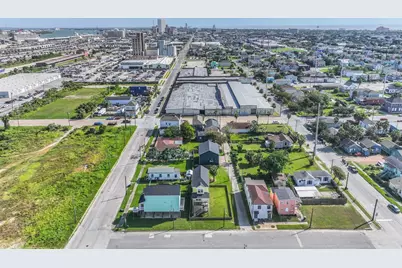 614 38th Street, Galveston, TX 77550 - Photo 5