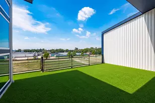 119 Kirby Rd, Taylor Lake Village, TX 77586 - Photo 9