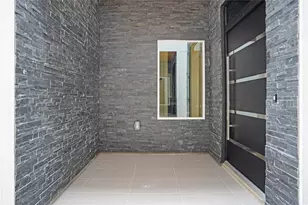 317 Palmer St, Houston, TX 77003 - Photo 3