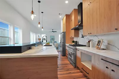 315 Palmer Street, Houston, TX 77003 - Photo 7
