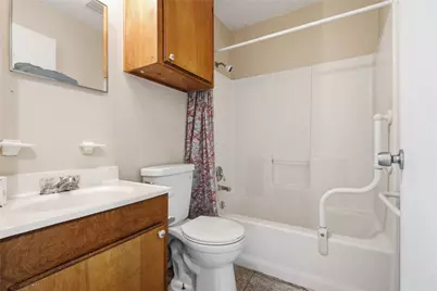 817 Chihuahua Street, Lockhart, TX 78644 - Photo 19
