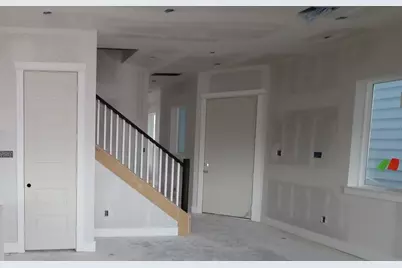 16021 Hayes Park Drive, Houston, TX 77079 - Photo 9