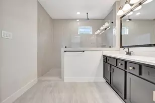 16021 Hayes Pk Dr, Houston, TX 77079 - Photo 39