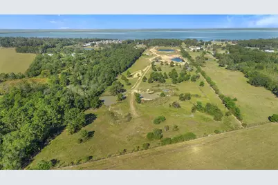 1624 Fm 563, Anahuac, TX 77514 - Photo 3