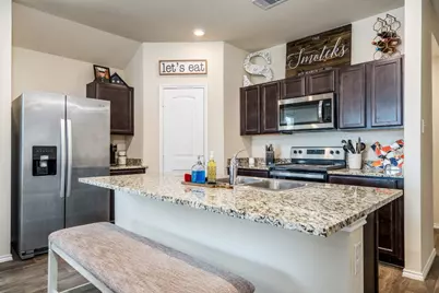 113 Blanco Drive, Huntsville, TX 77340 - Photo 7