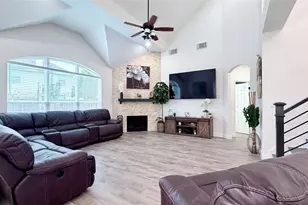 2708 Sunnycreek Ln, Pearland, TX 77584 - Photo 5