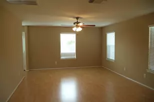 3430 Princeton Point Ct, Houston, TX 77047 - Photo 5