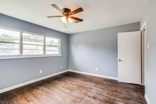 419 E 42nd St, Houston, TX 77022 - Photo 33