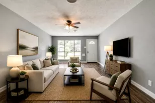 419 E 42nd St, Houston, TX 77022 - Photo 3