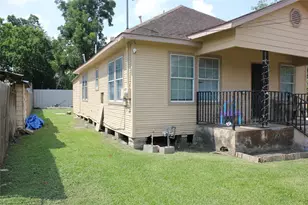 7926 Mendez St, Houston, TX 77029 - Photo 13