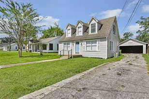 1005 N Main St, Dayton, TX 77535 - Photo 3