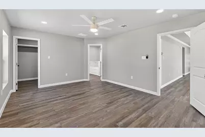 604 Jefferson Avenue, Cleveland, TX 77327 - Photo 17