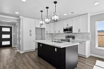 604 Jefferson Avenue, Cleveland, TX 77327 - Photo 11