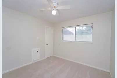 10639 Tenneta Drive, Houston, TX 77099 - Photo 33