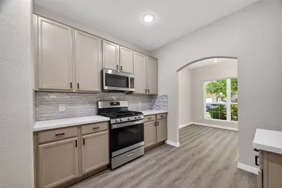 14843 Live Oak Green Court, Houston, TX 77049 - Photo 9