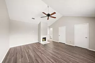7700 Creekbend Dr, Houston, TX 77071 - Photo 7