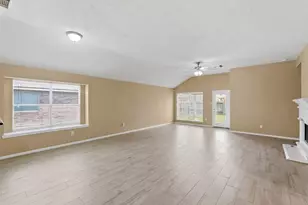 2918 Mustang Meadow Ln, Manvel, TX 77578 - Photo 11