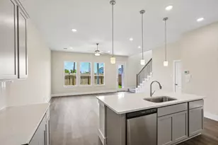 3009 La Rambla Dr, Houston, TX 77047 - Photo 3