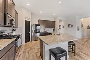 8422 Hunterwyck Ln, Baytown, TX 77521 - Photo 11