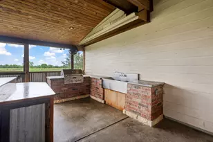 1405 Big Hill Rd, Winnie, TX 77665 - Photo 37