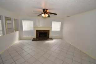 9007 Woodleigh Dr, Houston, TX 77083 - Photo 7