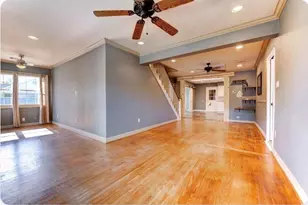 4303 Castor St, Houston, TX 77022 - Photo 9