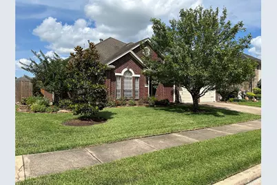1203 Lake Shore Drive, Pearland, TX 77581 - Photo 3