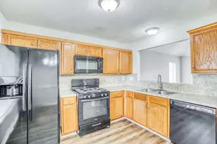 21035 Carmel Valley Dr, Katy, TX 77449 - Photo 9