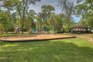 106 Cove Point, Montgomery, TX 77356 - Photo 47