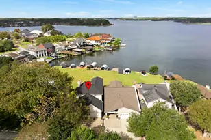 106 Cove Point, Montgomery, TX 77356 - Photo 37